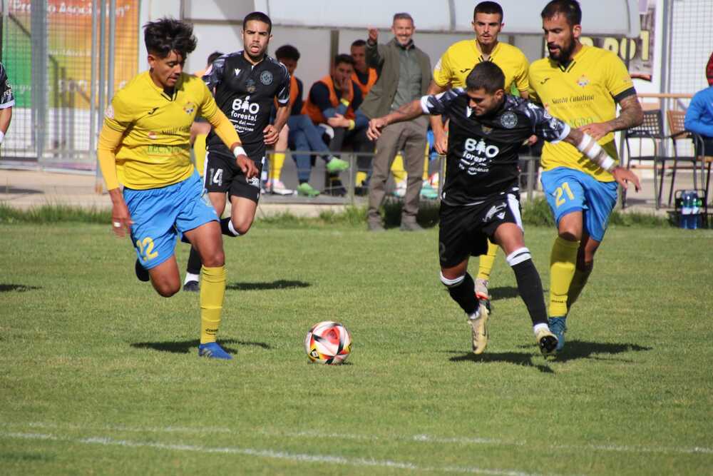 El derbi se queda en La Moheda