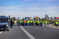 Corte de la autovía entre Ciudad Real y Puertollano por los agricultores
