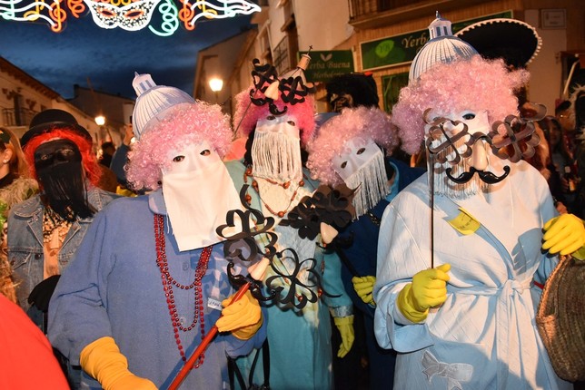 Aires de Carnaval junto a las mascotas