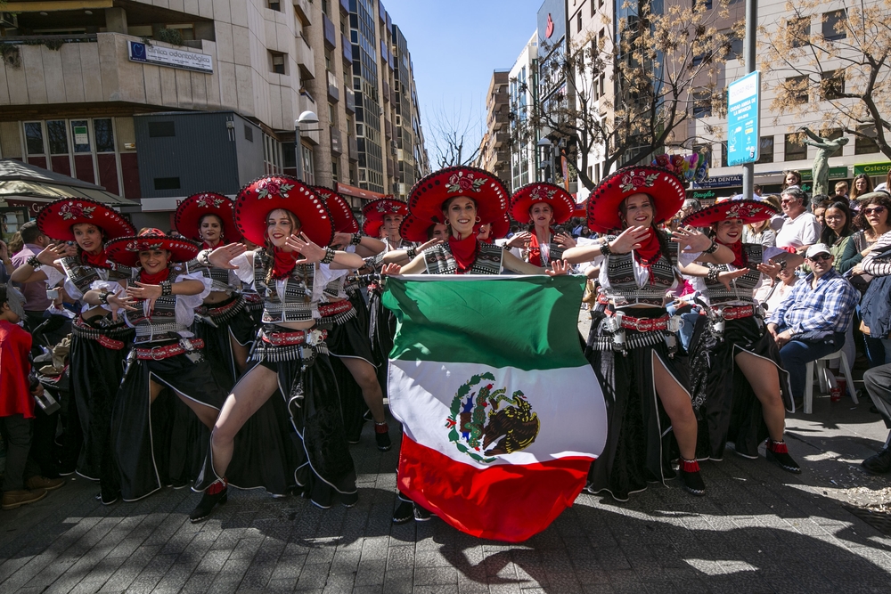 Desfile de Carnaval, domingo de piñata en ciudad real, carnaval. disfraces, Burleta, desfile de carnaval en ciudad real  / RUEDA VILLAVERDE