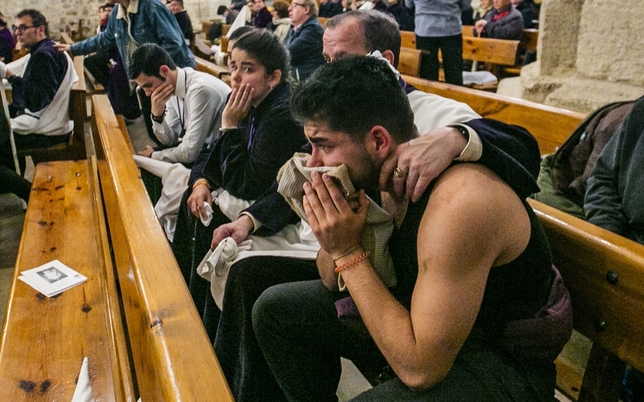 La noche le niega el paso al Nazareno