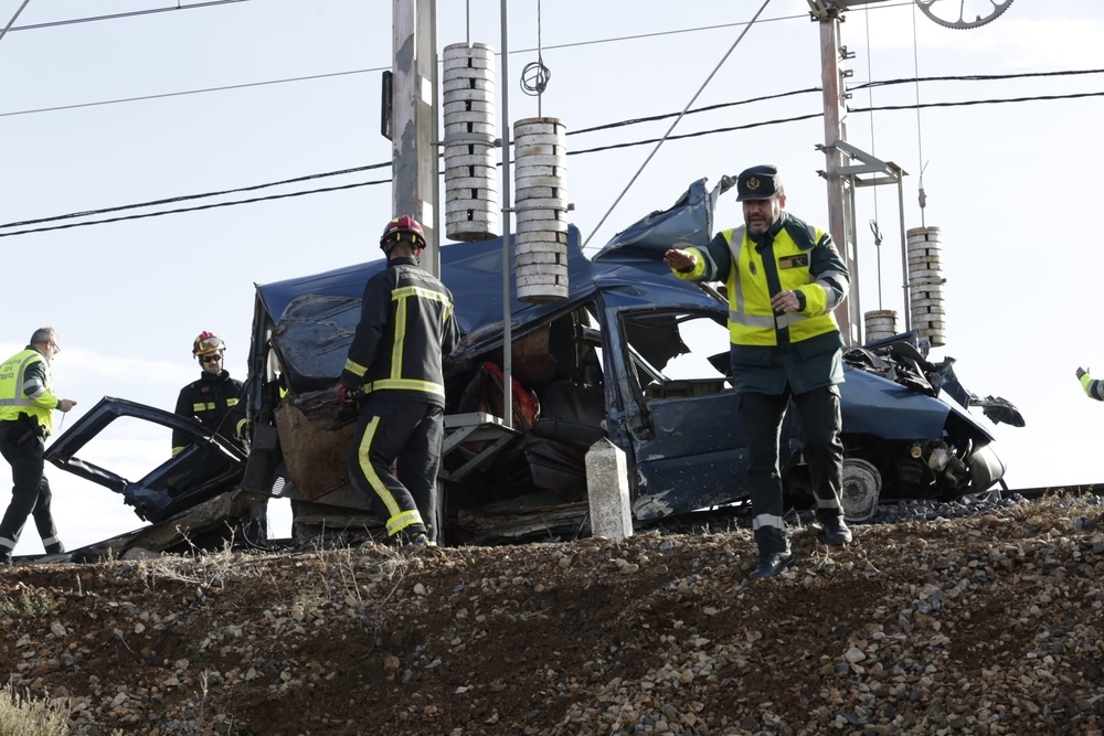 El exceso de velocidad, posible causa del accidente de tren