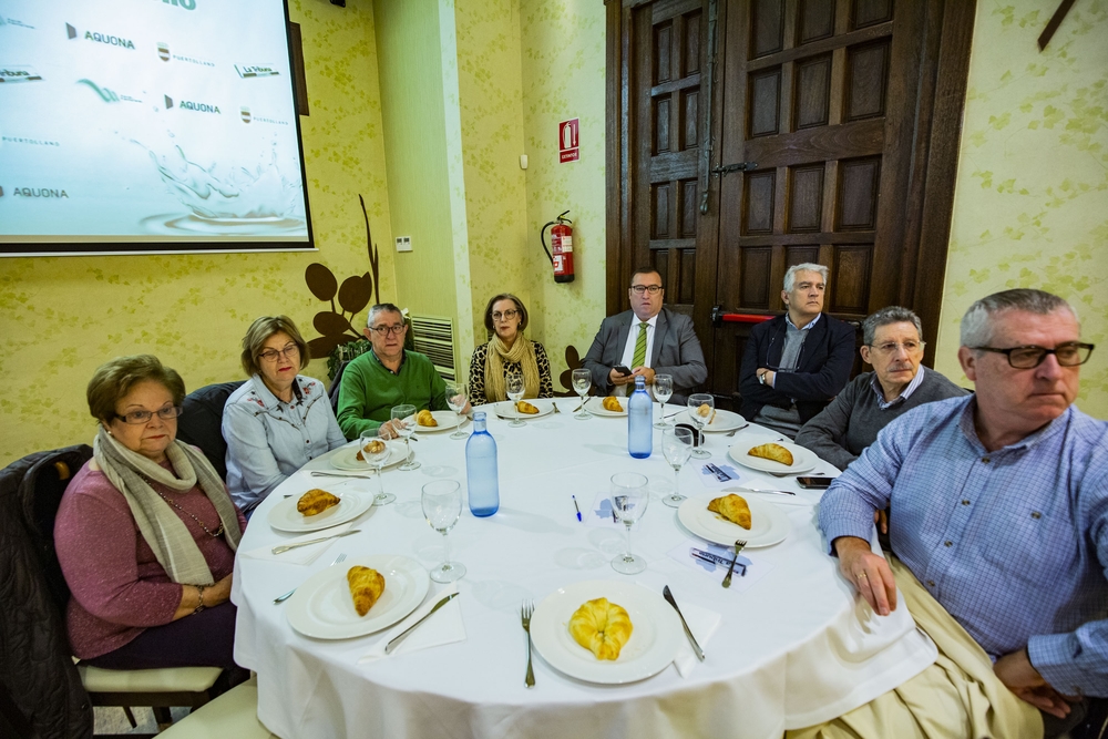 Desayuno de la Tribuna en Puertollano, con el Consejero de Agricultura  Francisco martinez Arroyo  y el director Genral de Aquona Jesús GarcÁ­a del Valle, desayuno informativo, promovido por La Tribuna y Aquona en Puertollano, titulada El agua eje de des  / RUEDA VILLAVERDE