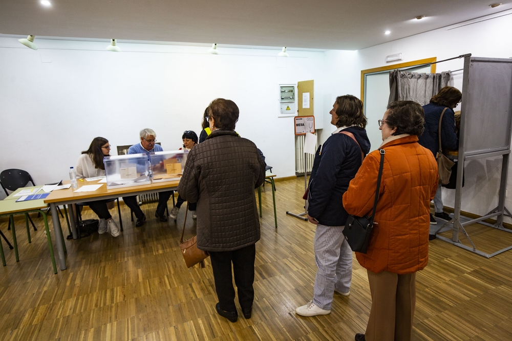 elecciones generales, , repetición de las eleccionres generales, gente votando  / RUEDA VILLAVERDE