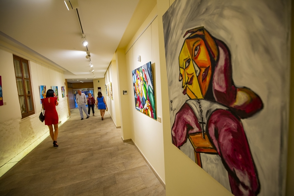 Eusebio Loro explota en color con ‘Cubismo en Ciudad Real'