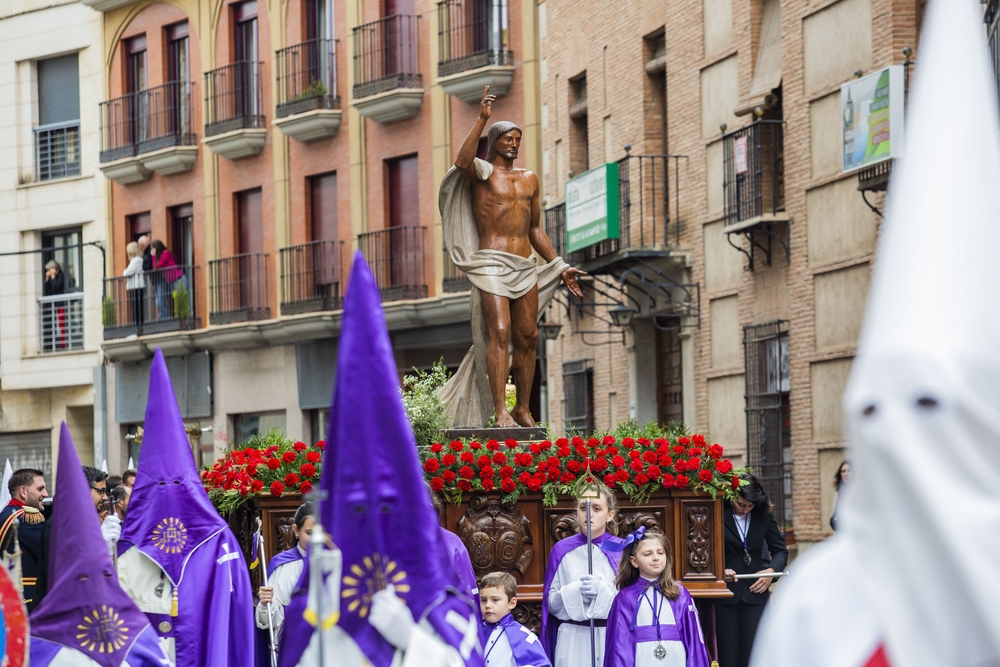 procesión del domingo de resurrección, Procesión del Domingo de Resurrección semana santa, imagen del resucitado del escultor Donaire