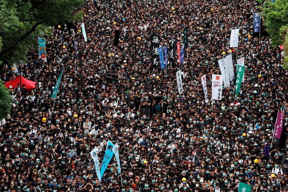 China acusa a los manifestantes de querer derrocar el Gobierno