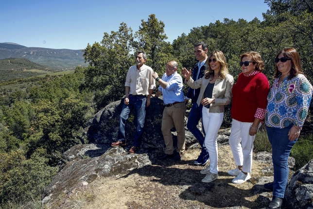 Pedro Sánchez reflexiona en Anchuras, el pueblo de su abuelo