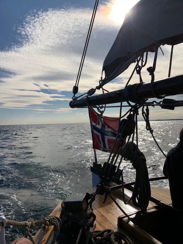 Surcando el Mar del Norte en un velero del siglo XIX