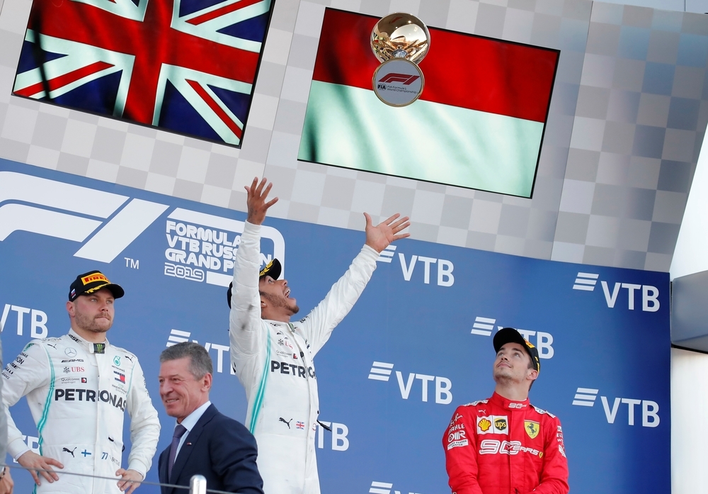 Hamilton continúa con la 'tradición rusa' de Mercedes