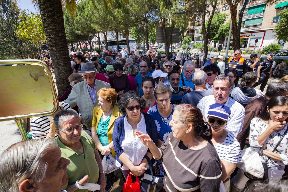 Fiesta del Santo Voto de Puertollano, reparto de la comida del Voto, voto, Sanato Voto  / RUEDA VILLAVERDE