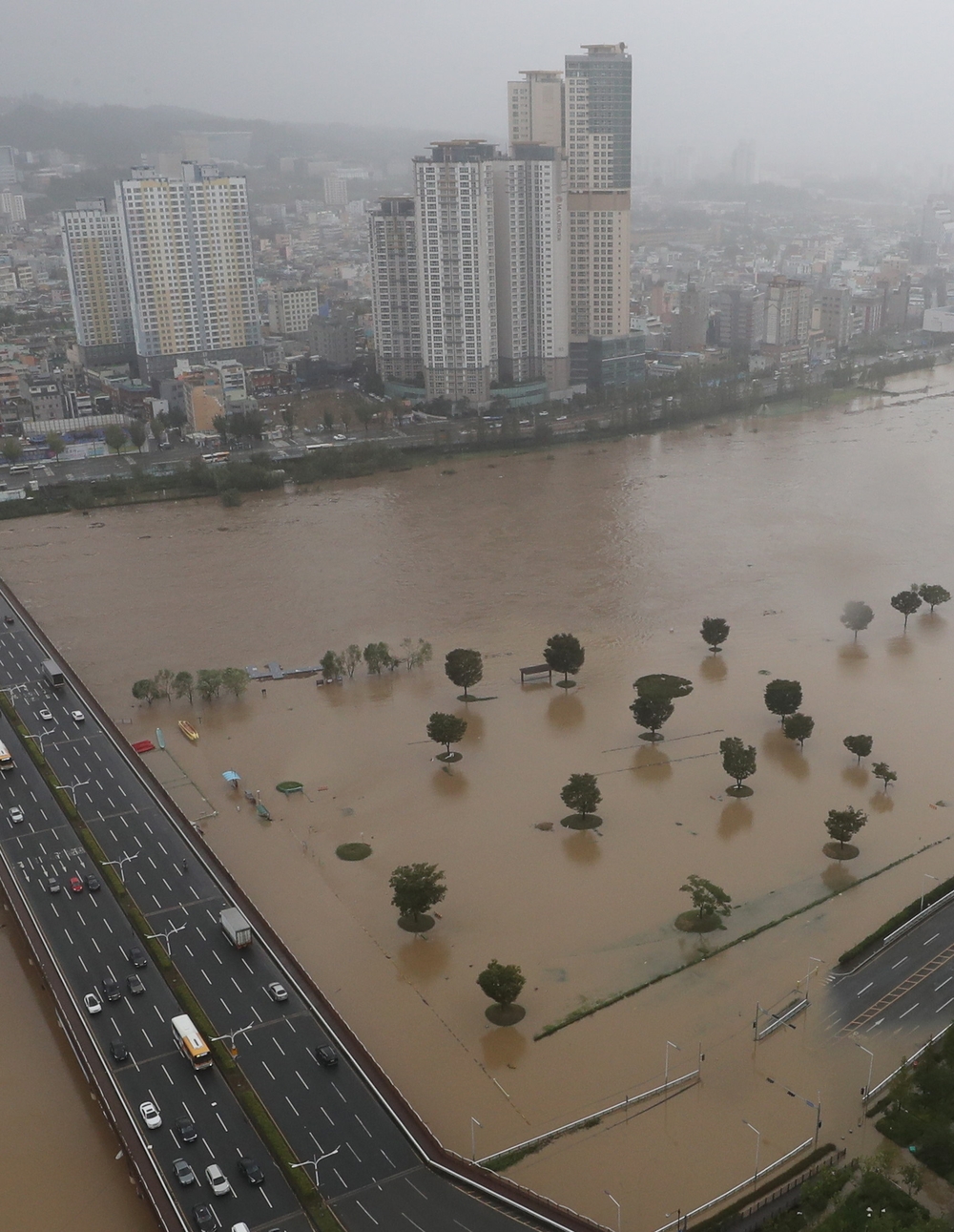 Typhoon Haishen in South Korea  / YONHAP