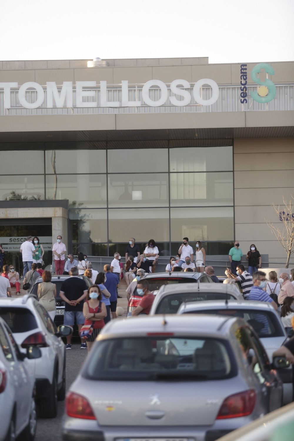 Multitudinaria manifestación para reclamar la UCI