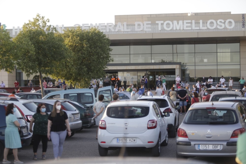 Multitudinaria manifestación para reclamar la UCI