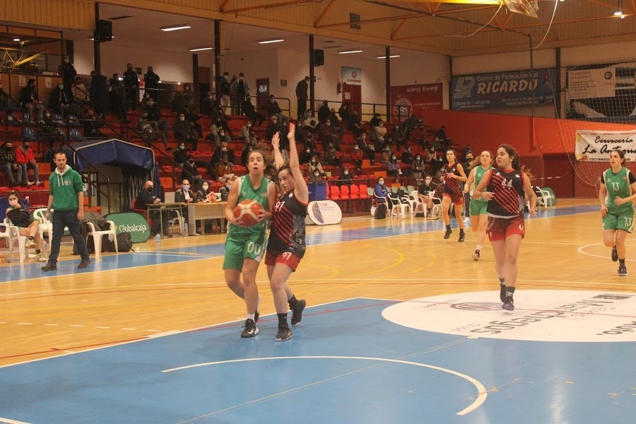 Un momento de la final, disputada en el pabellón Antonio Díaz Miguel.