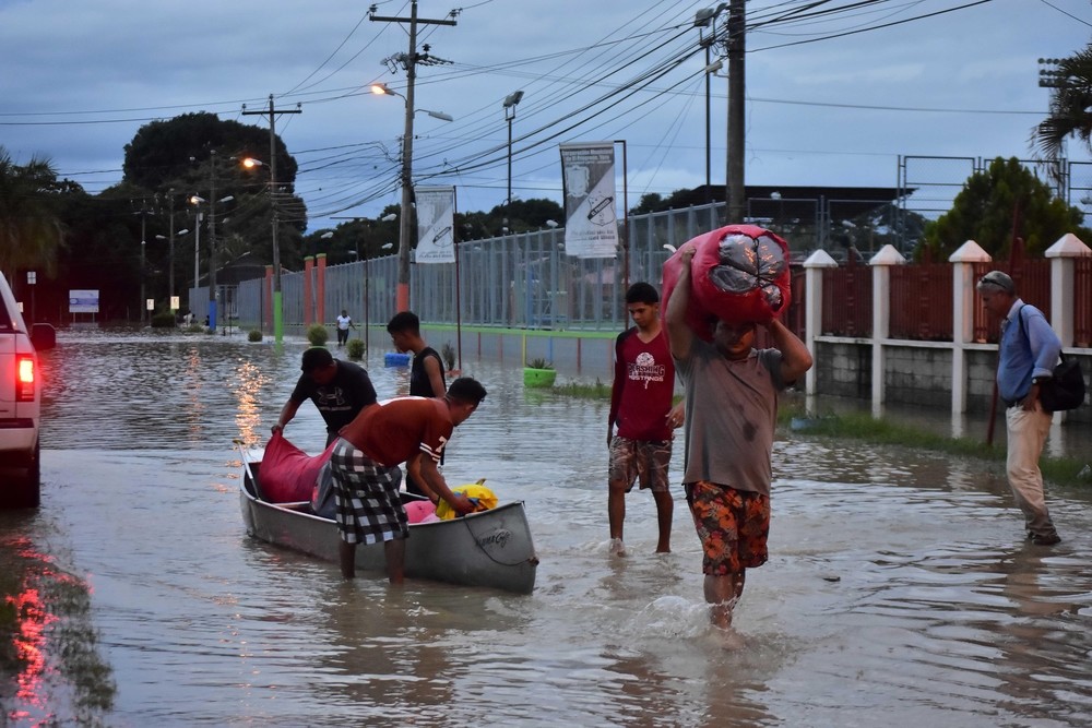'Eta' deja en El Salvador un fallecido y más de 1.990 evacuados