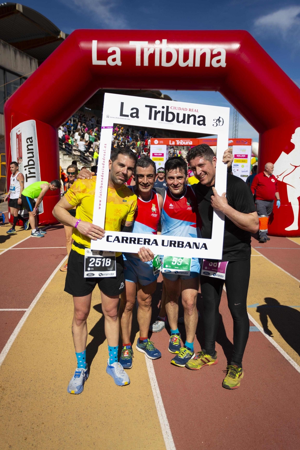 Llegada de Carrera Urbana  / TOMÁS FERNÁNDEZ DE MOYA