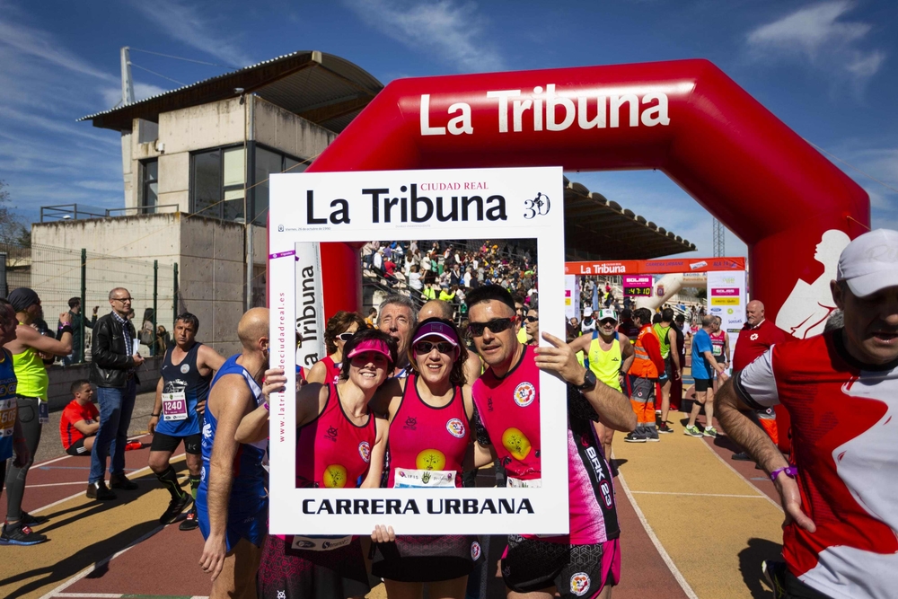 Llegada de Carrera Urbana  / TOMÁS FERNÁNDEZ DE MOYA