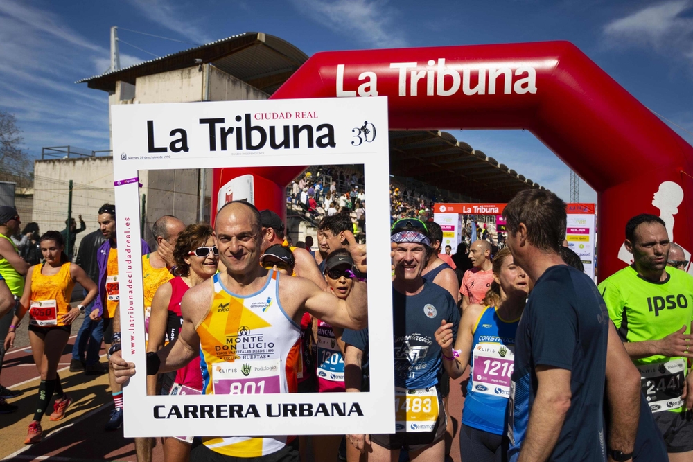 Llegada de Carrera Urbana  / TOMÁS FERNÁNDEZ DE MOYA