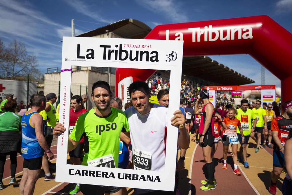 Llegada de Carrera Urbana  / TOMÁS FERNÁNDEZ DE MOYA