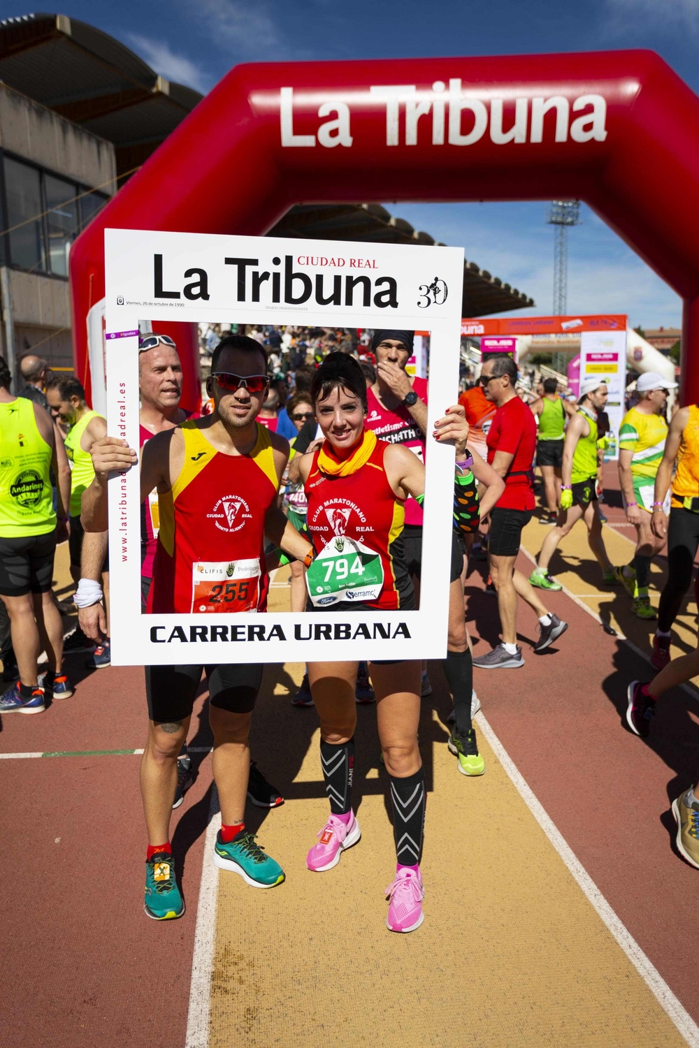 Llegada de Carrera Urbana  / TOMÁS FERNÁNDEZ DE MOYA