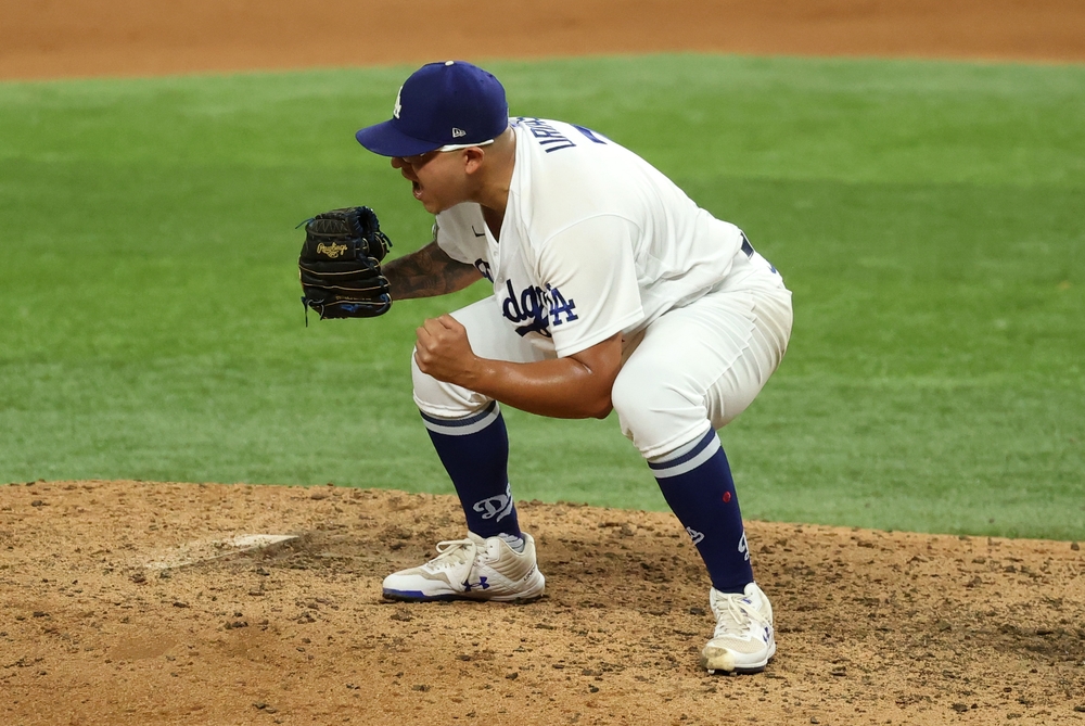 MLB: World Series-Tampa Bay Rays at Los Angeles Dodgers  / KEVIN JAIRAJ