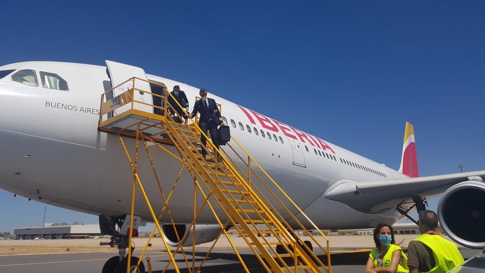 El aeropuerto recibe su primer vuelo de Iberia