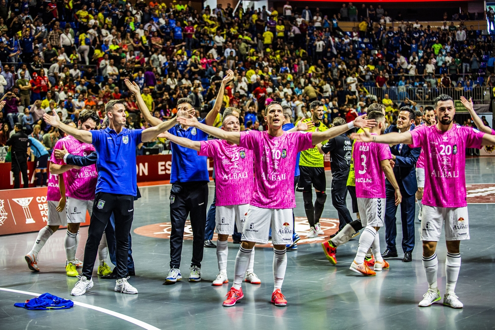 Copa de España de Futbol sala en Malaga entre el Viña Albáli Valdepeñas y el Inter Movistar  / RUEDA VILLAVERDE