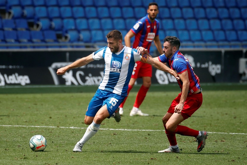 El Eibar acaricia la permanencia a costa del Espanyol