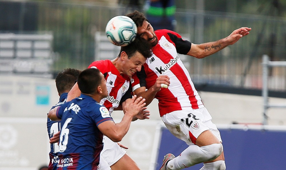 Raúl García mantiene viva la llama europea del Athletic
