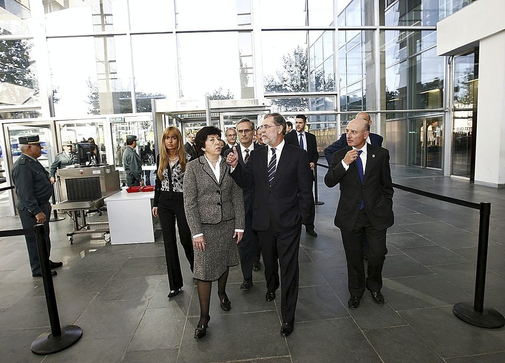 Visita del entonces ministro de Justicia, Mariano Fernández Bermejo, el 10 de noviembre de 2008 al edificio de los nuevos juzgados, que entraron en funcionamiento en la primavera de 2006.