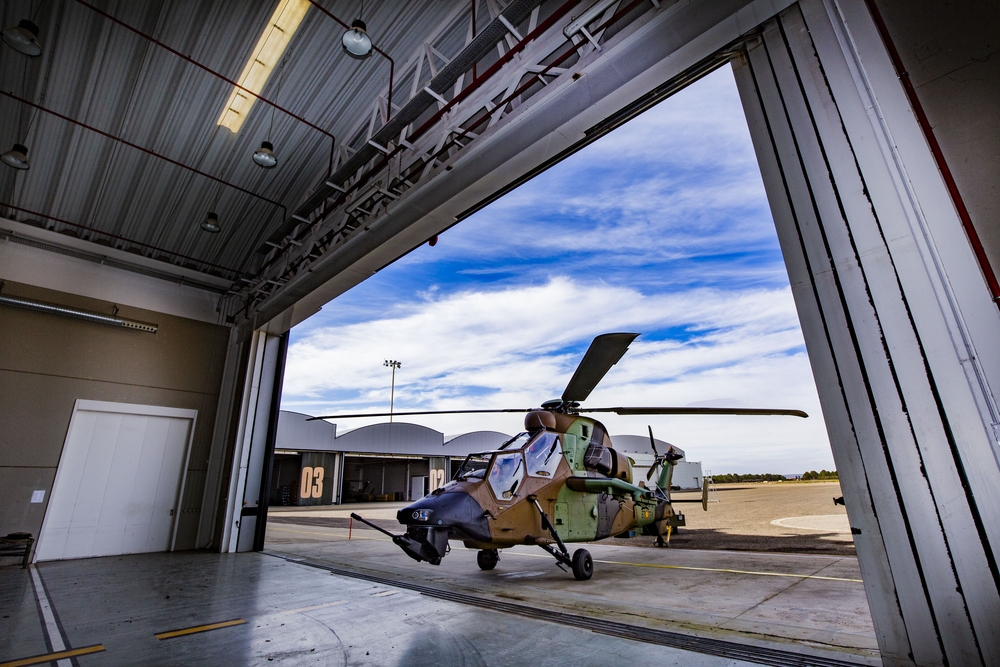 último helicóptero Tigre en llegar y completar la flota de helicÁ­opteros Tigre de la Base de Almagro, helicóptero 24 Tgre de Almagro