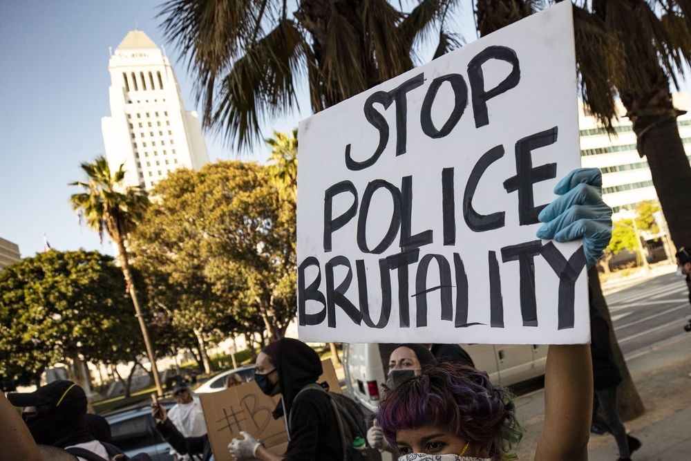 Protest in Los Angeles after fatal arrest in Minnesota  / ETIENNE LAURENT