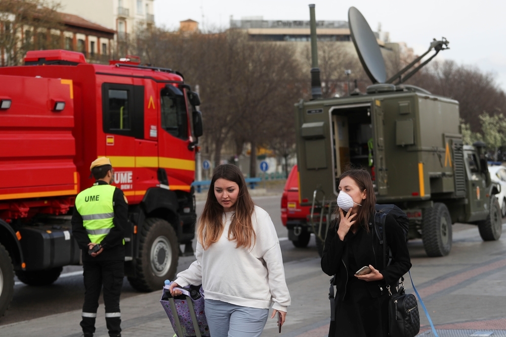 España registra 8.744 contagios y 297 muertos por Covid-19