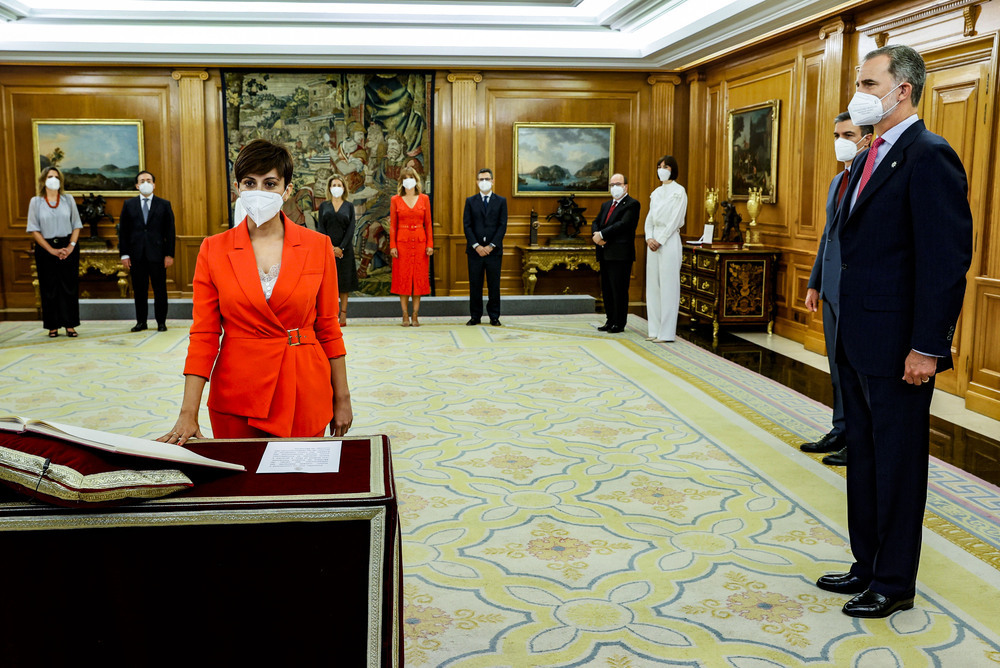 Isabel Rodríguez toma posesión como ministra