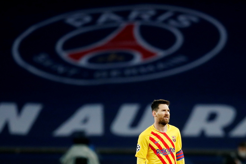 FILE PHOTO: Champions League - Round of 16 Second Leg - Paris St Germain v FC Barcelona  / GONZALO FUENTES