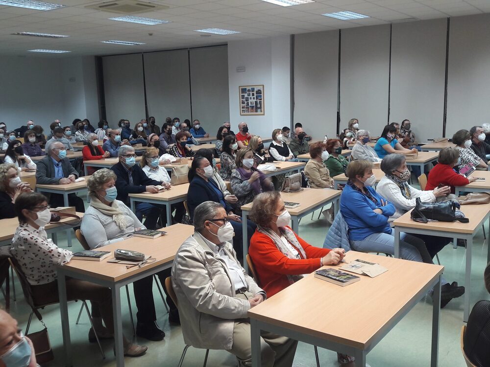 Asistentes a la presentación.