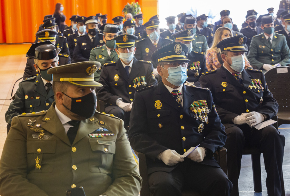 Mandos del Ejército, Policía y Guardia Civil durante el acto celebrado en el pabellón Rey Juan Carlos