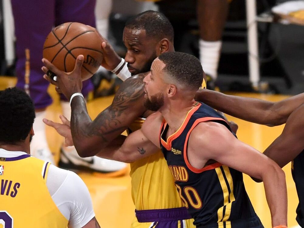 LeBron somete a los Warriors y mete a los Lakers en playoffs