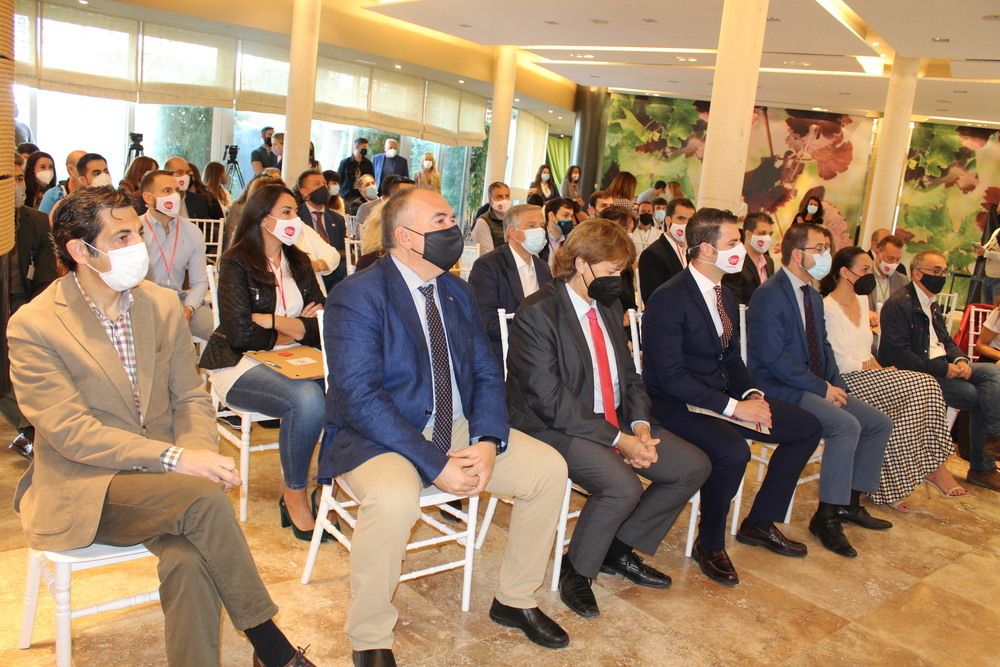 ‘Conecta Empresarios’ reúne a un centenar de emprendedores