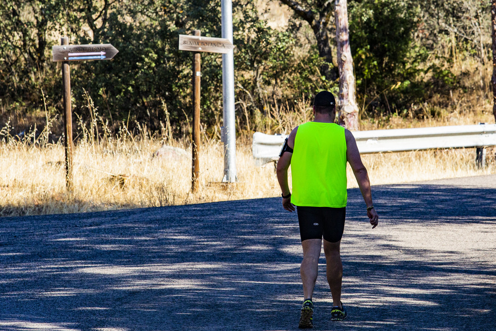 Reportaje en la Atalaya sobre las rutas senderistas nuevas rutas trail y bbt, con la concejala MarÁ­a Boadella, y caRMARAS DE VIGILANCIA NUEVAS  / RUEDA VILLAVERDE