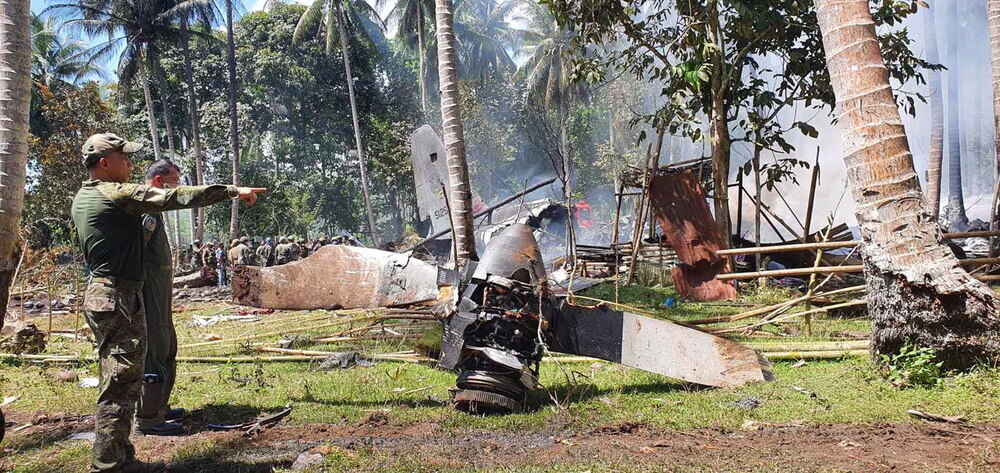 Al menos 50 muertos al estrellarse un avión en Filipinas