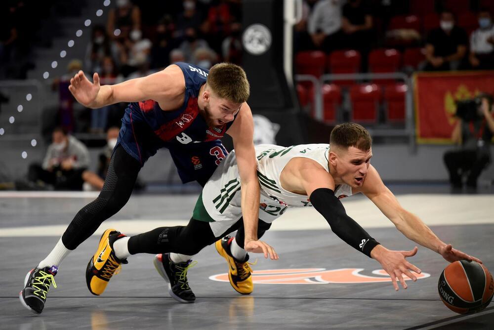 El Baskonia se estrena en la Euroliga a costa del Panathinaikos