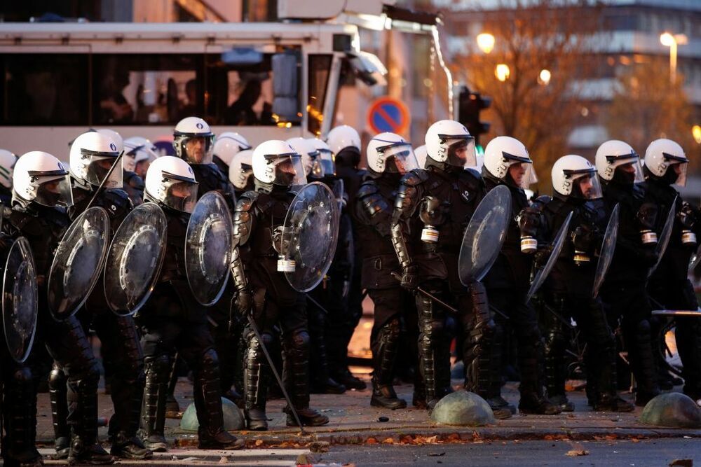 Incidentes en Bruselas en una protesta contra la COVID