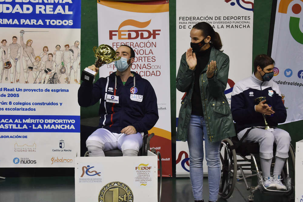 Prior y Rodríguez, campeones de España de esgrima en silla