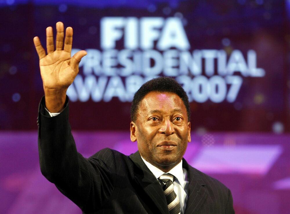 Pelé enterre une tragique année 2022 pour le football