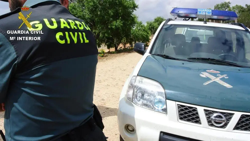 Imagen de archivo de una patrulla de la Guardia Civil.