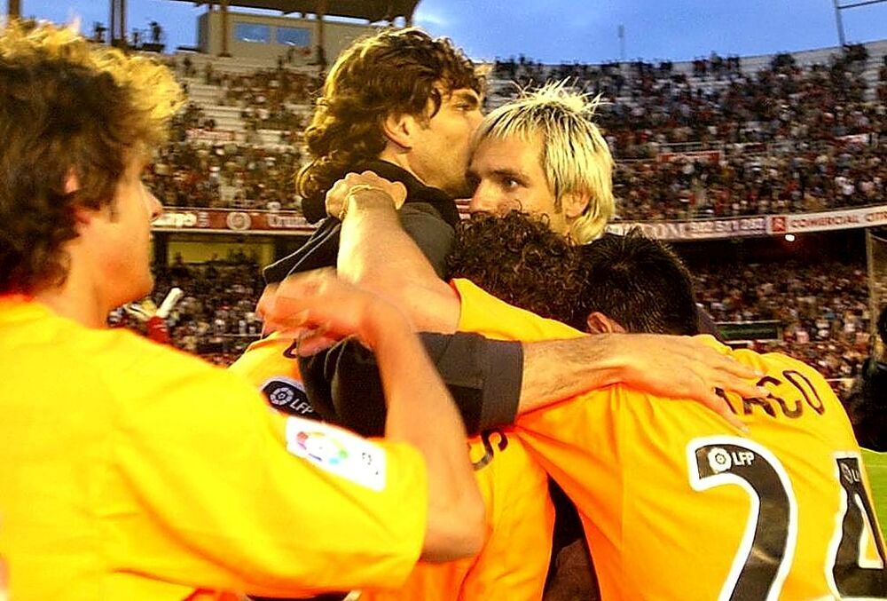 El Valencia ganó el torneo doméstico en 2004 tras restarle ocho puntos a los merengues. 