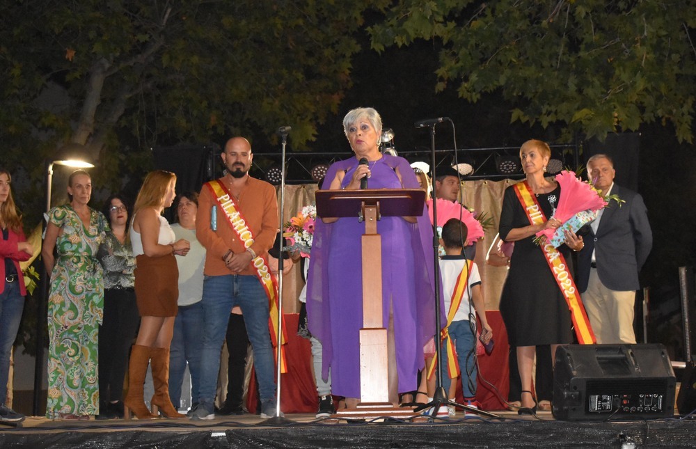 El pregón de Laura Roldán inaugura las fiestas de El Pilar