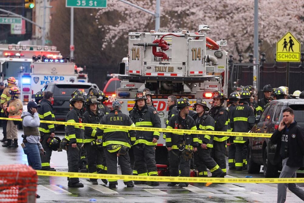 Multiple people reportedly shot in New York City subway